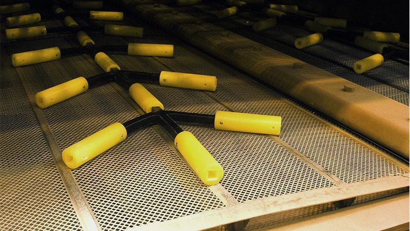 mines, quarries, grilles permatech, metal grilles, steel, anti-clogging, polyurethane, rubber, france, rhone alpes